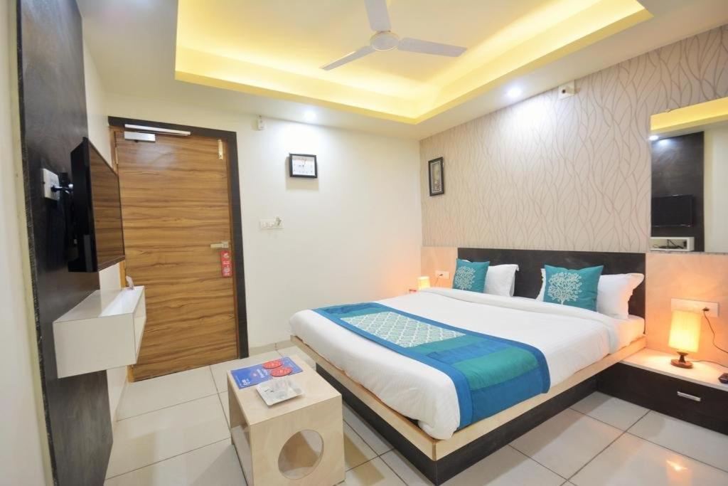 Hotel Sigma Inn Ahmedabad Exterior photo